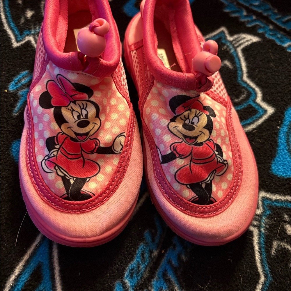 Disney Pink Minnie Mouse Water Shoes size 9 toddler